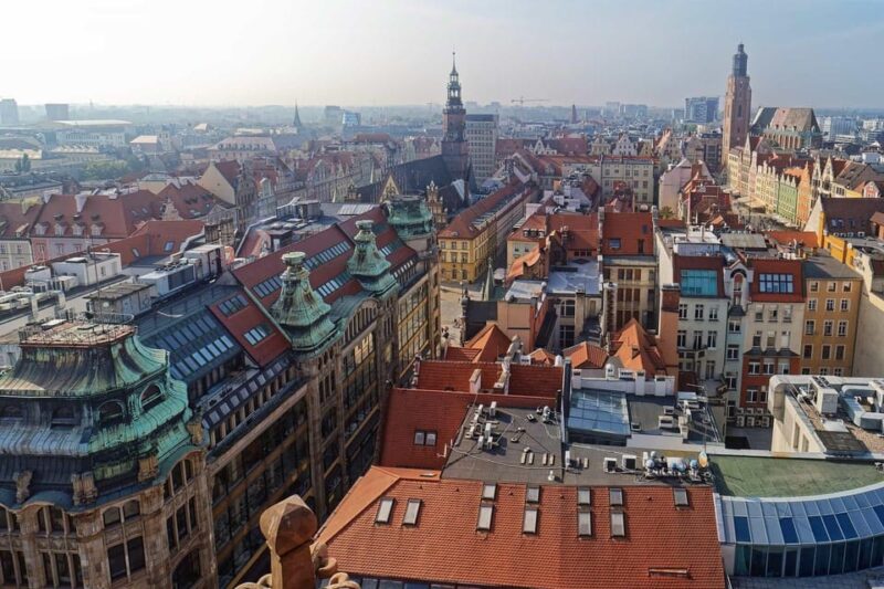 From Prague: Day Trip to Wroclaw - Driver and Communication Expectations