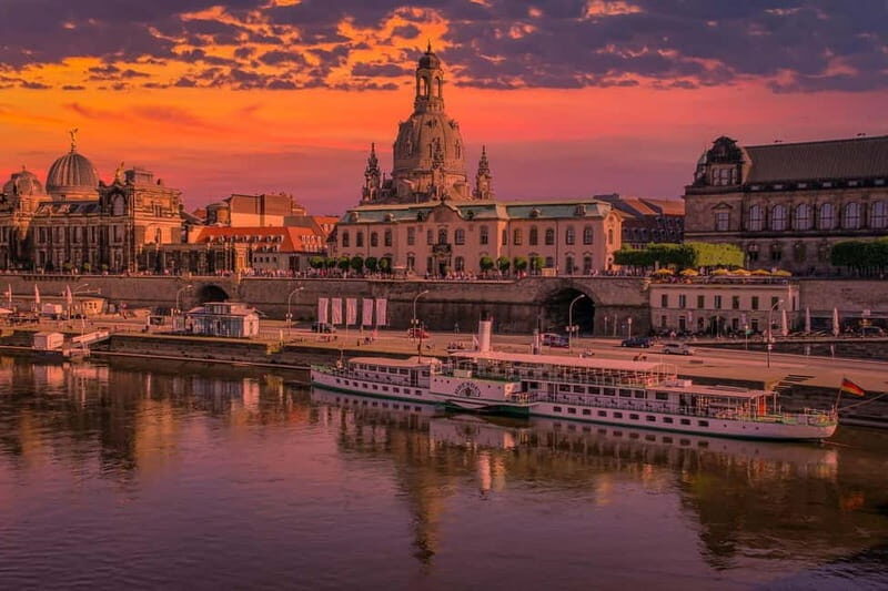 From Prague: Dresden Christmas markets and old town tour - A Closer Look at the Dresden Christmas Market Tour