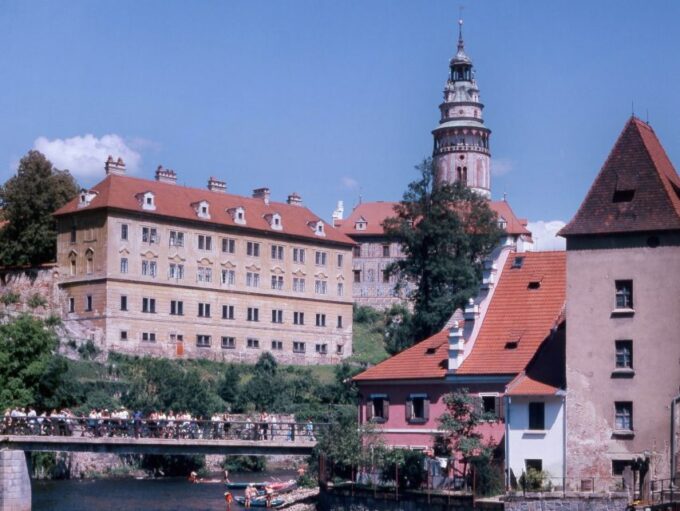 From Prague: Full-Day Cesky Krumlov Tour With Castle Entry - Transportation and Guides