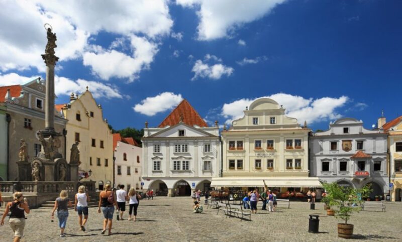 From Prague: Full-Day Trip to Český Krumlov - Itinerary Details
