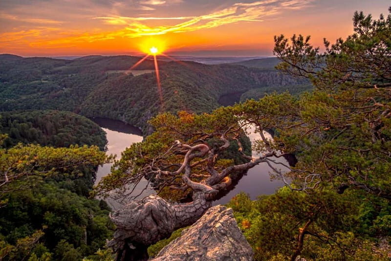 From Prague: Horseshoe Bend View & Castle Gardens Tour - Practical Details & Tips