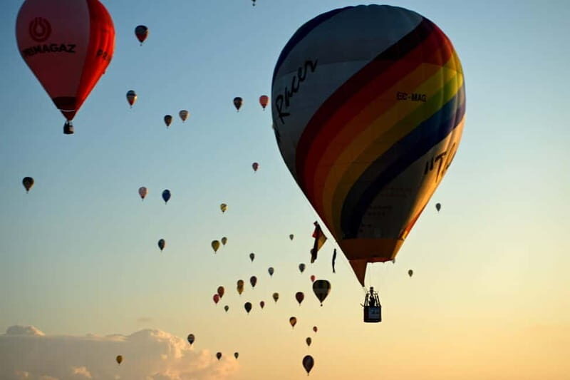 From Prague: Hot Air Balloon Ride with Champagne and Snacks - An In-Depth Look at the Hot Air Balloon Experience