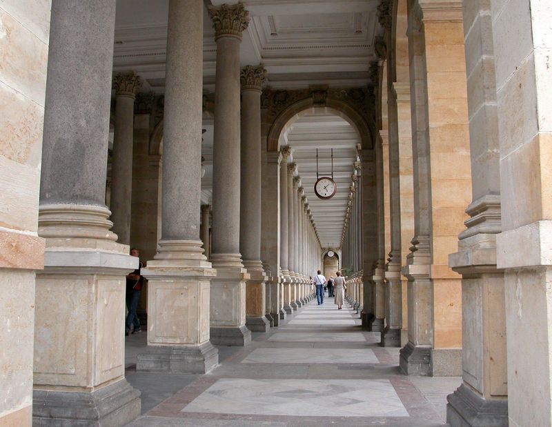 From Prague: Private Karlovy Vary & Crystal Factory Tour - Important Information