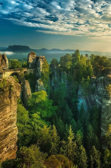 From Prague: Tour to Saxon and Bohemian Switzerland - Cruising Edmunds Gorge
