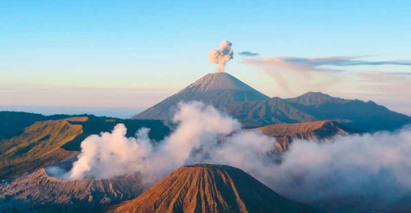 From Probolinggo: 1-Day Mount Bromo Sunrise Trip & Breakfast - Itinerary Highlights