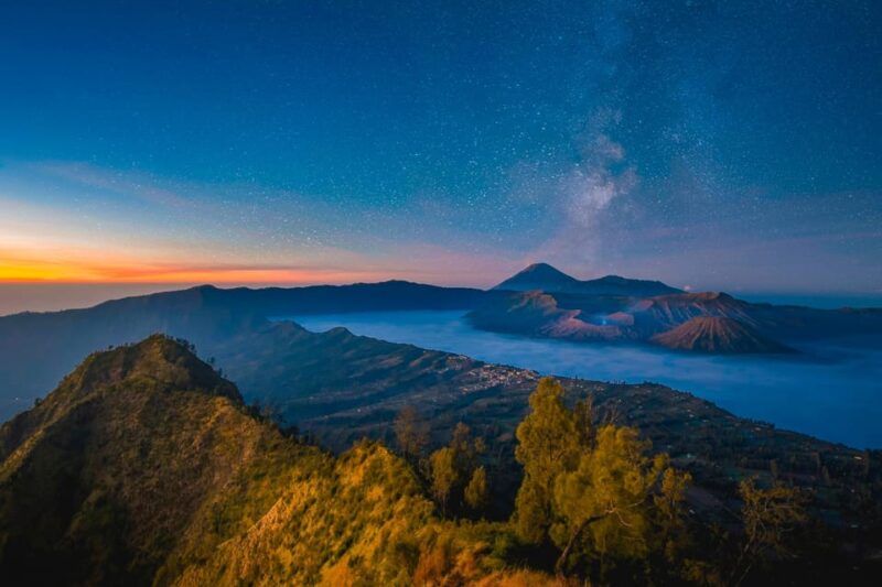 From Probolinggo: 1-Day Mount Bromo Sunrise Trip & Breakfast - Included Services