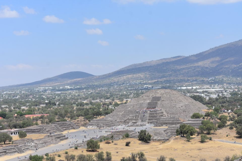 From Puebla: Teotihuacan Archaeological Zone Private Tour - Discovering Teotihuacán