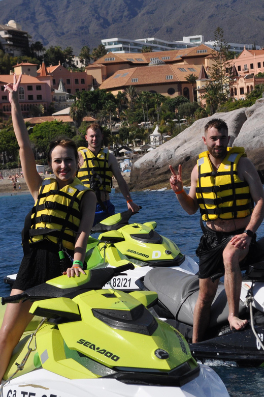 From Puerto Colon : 1 Hour Adrenaline Jetski Tour - Tour Highlights and Inclusions