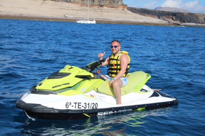 From Puerto Colon : 1 Hour Adrenaline Jetski Tour - Preparing for Your Jetski Tour Experience