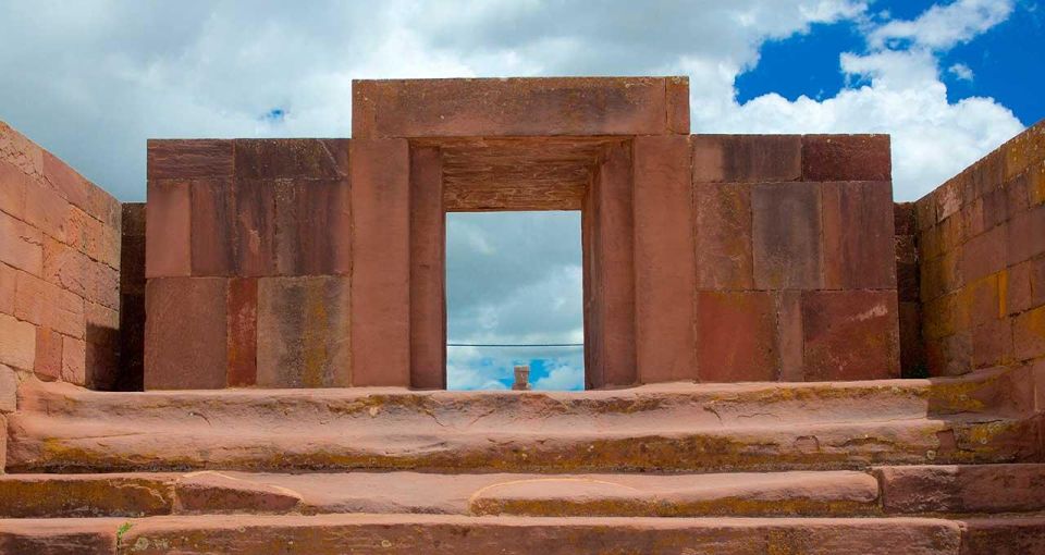 From Puno || Exploring La Paz and Tiwanaku || Full Day - Arrival in La Paz