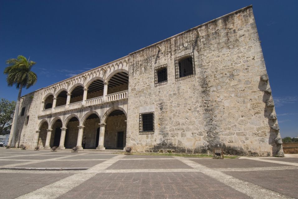 From Punta Cana: Full-Day Santo Domingo City Tour - Touring the Alcázar De Colón