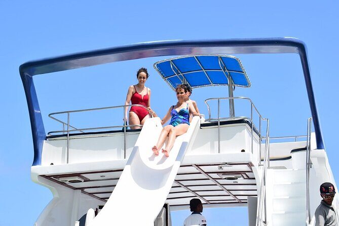 From Punta Cana: Party Boat + Snorkeling Live Music Drink Open B - FAQs