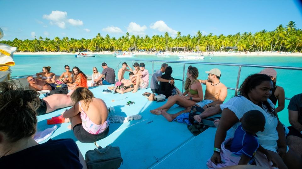 From Punta Cana: Saona Island Catamaran Tour W/ Buffet Lunch - Key Points