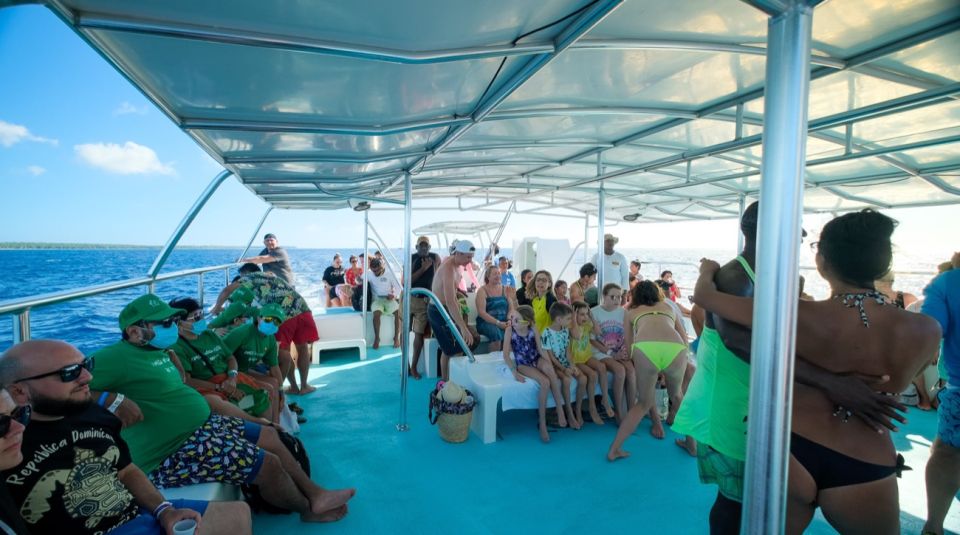 From Punta Cana: Saona Island Catamaran Tour W/ Buffet Lunch - Island Exploration and Lunch