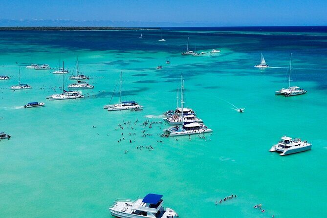 From Punta Cana : VIP Saona and Bay of Eagles All Inclusive - Day 2: Discovering Santo Domingo and Bahia de las Aguilas