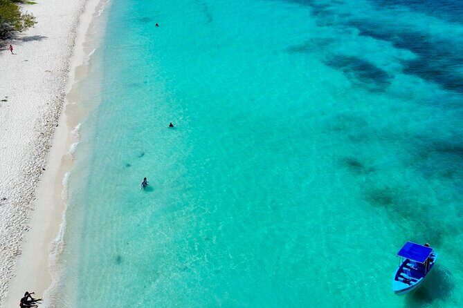 From Punta Cana : VIP Saona and Bay of Eagles All Inclusive - Day 3: Pedernales and Villa Miriam Spa