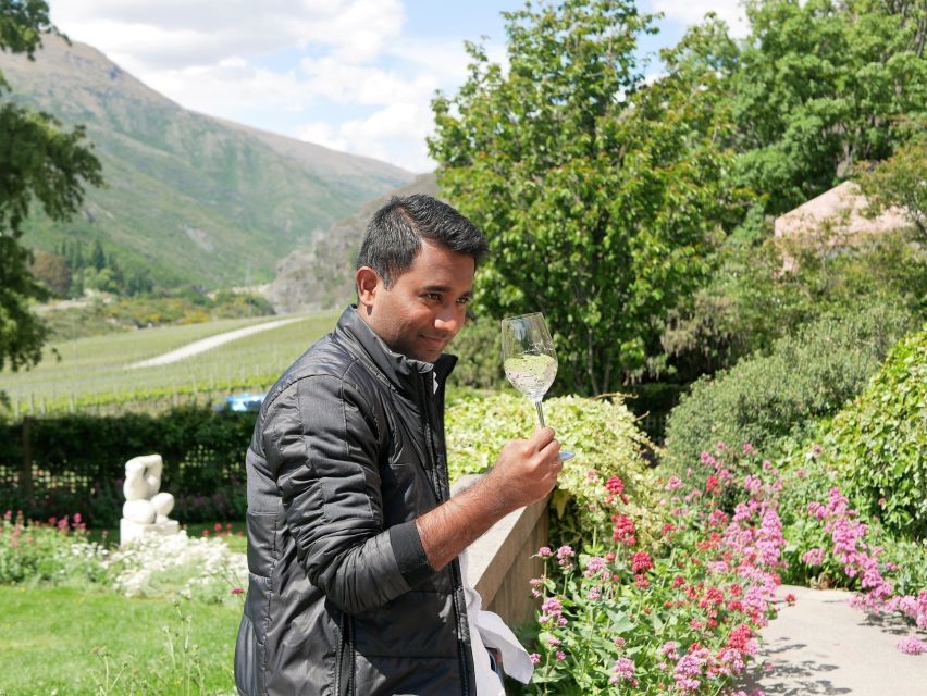 From Queenstown: 4-Hour Afternoon Boutique Wine Tour - Meeting Point and Requirements
