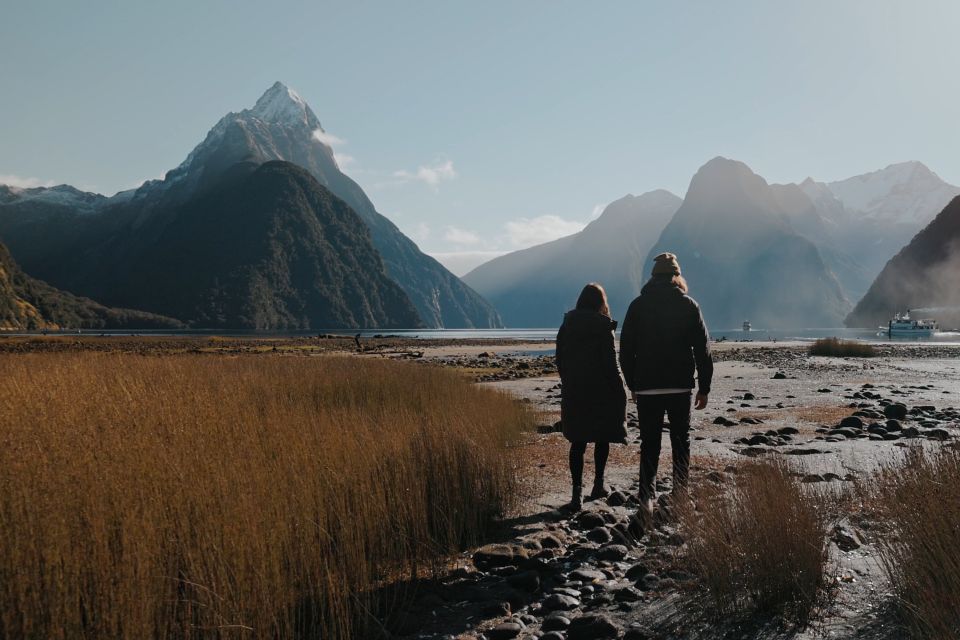 From Queenstown: Milford Sound Scenic Flight & Nature Tour - Flight Description