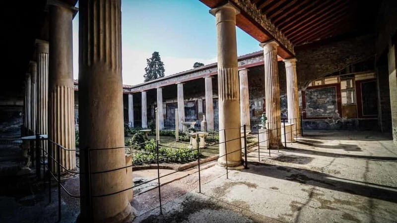 From Ravello: Pompeii Tour with Tourist Guide - FAQ