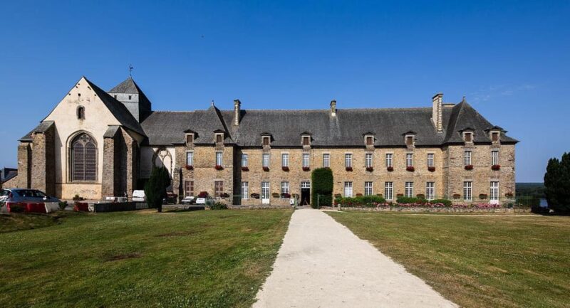 From Rennes: Brocéliande and Carnac Day Trip - Learning About the Matter of Brittany
