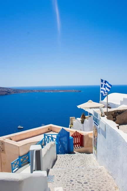 From Rethymno: Santorini Day Trip with Cruise and Guide - Exploring the Santorini Day Trip from Rethymno: An Honest Look