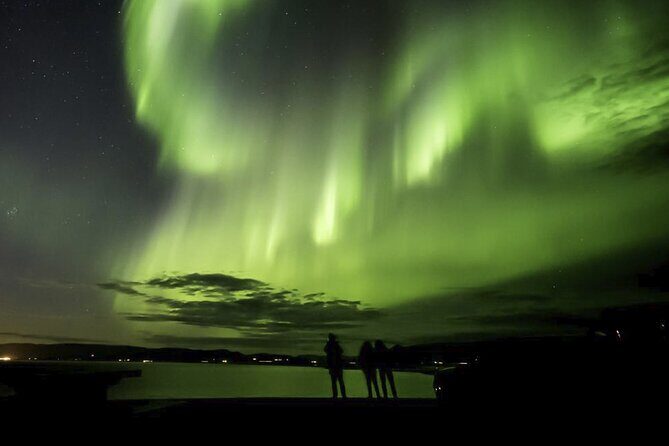 From Reykjavik 4x4 Minibus Northern Lights with Photo and Cocoa - Pricing and Value