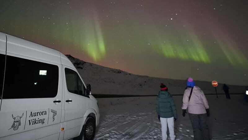 From Reykjavik: Extreme Northern Lights Tour with Dinner - Summary: Is This Tour Right for You?