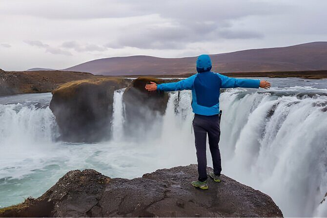 From Reykjavik: Full Day Private Golden Circle Tour in Iceland - What the reviews tell us