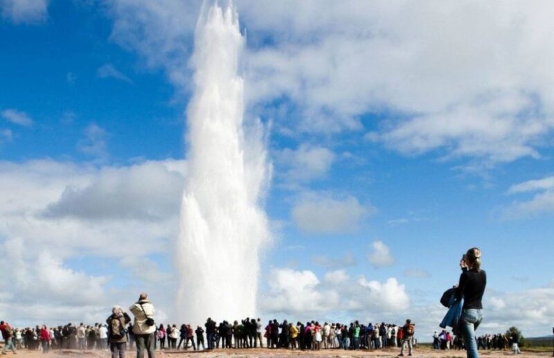 From Reykjavik: Golden Circle and Secret Lagoon Day Tour - Weather and Practical Tips