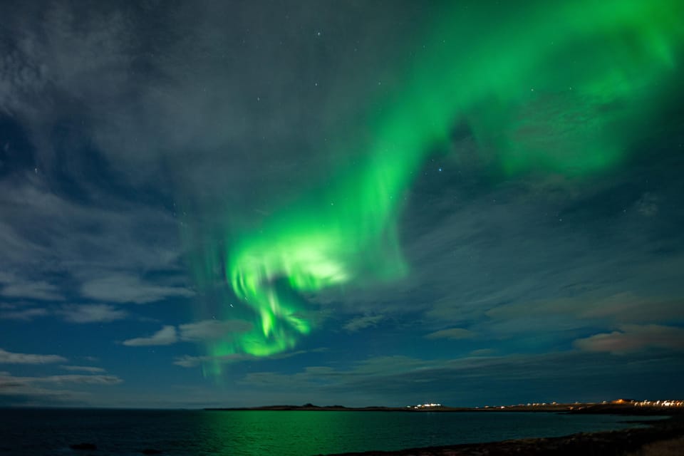 From Reykjavik: New Year's Eve Northern Lights Tour - Key Points