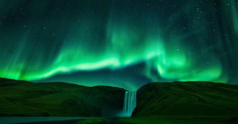 From Reykjavik: Northern Lights Tour with Lifetime Guarantee - A Closer Look at the Experience