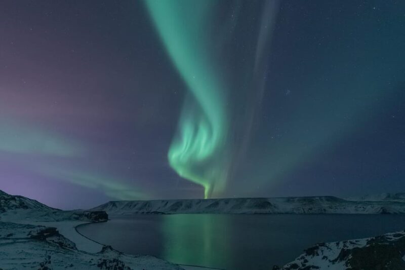 From Reykjavík: Private Northern Lights Minibus Tour - Key Points