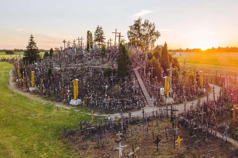 From Riga: Hill of Crosses & Enchanting Jelgava Group Tour - What Makes This Tour Stand Out?