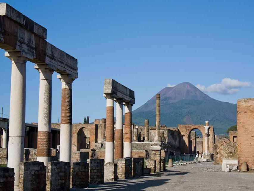 From Rome: Amalfi, Positano and Pompeii Private Day Tour - Key Points