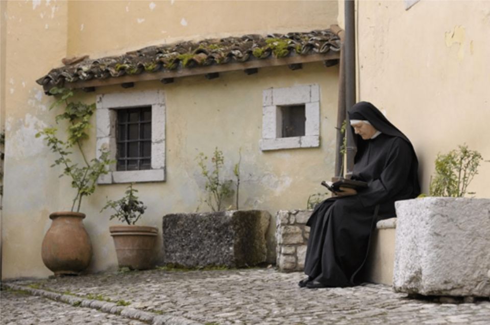 From Rome: Cascia Spoleto Guided Day Trip - Exploring Spoleto
