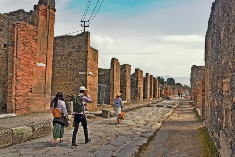 From Rome: Pompeii and Villa of the Mysteries Day Trip - Key Points