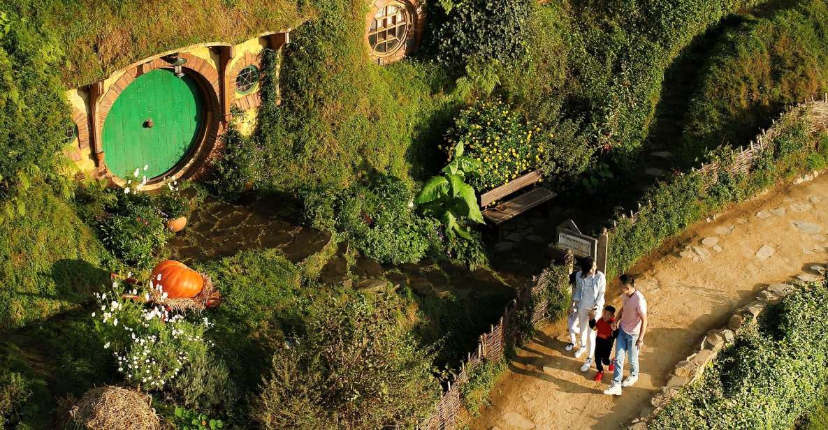 From Rotorua: Hobbiton Movie Set Tour With Festive Lunch - Itinerary Highlights