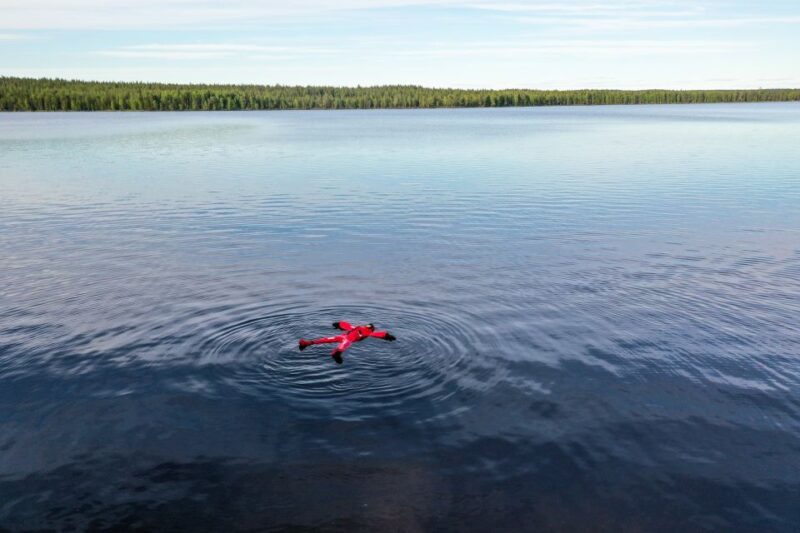 From Rovaniemi: Midnight Sun Forest Lake Float - What to Expect on the Float