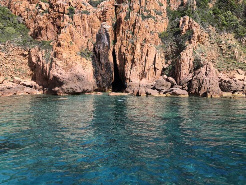 From Sagone/Cargèse: Scandola, Piana and Girolata Boat Tour - Lunch Options and Amenities