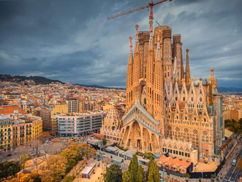 From Salou: Montserrat Monastery and 4 Hours in Barcelona - Key Points