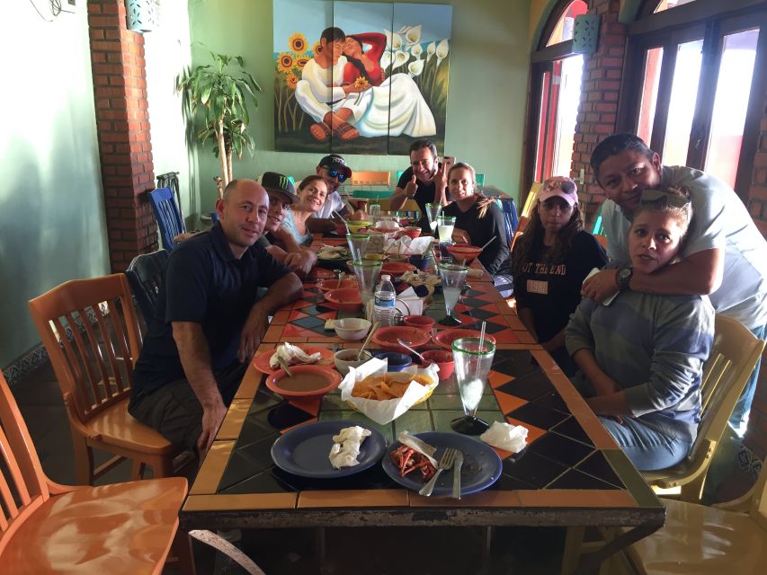 From San Diego: Private Puerto Nuevo Tour With Lobster Lunch - Lobster Lunch in Puerto Nuevo