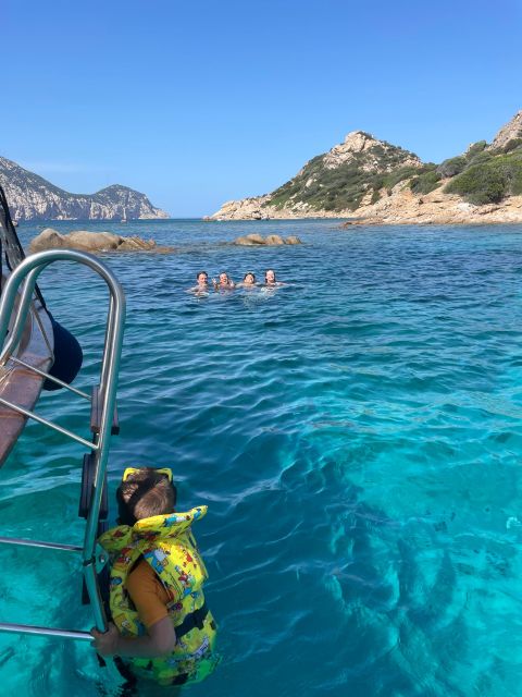From San Paolo: Tavolara and Molara Island Cruise With Lunch - Dining Experience