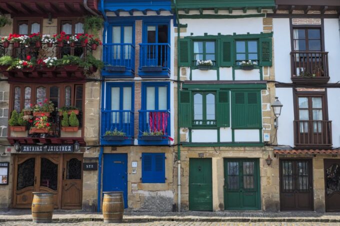 From San Sebastian: Biarritz, St. Jean De Luz & Hondarribia - Frequently Asked Questions