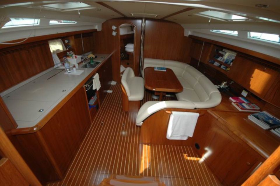 From Santa Teresa: Sailboat Tour to Corsica With Lunch - Included Amenities