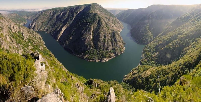From Santiago: Ribeira Sacra & Sil River Canyon Boat Tour - Key Points