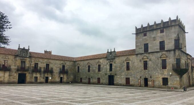 From Santiago: Tour to Rias Baixas With Boat Trip and Winery - Transportation and Inclusions