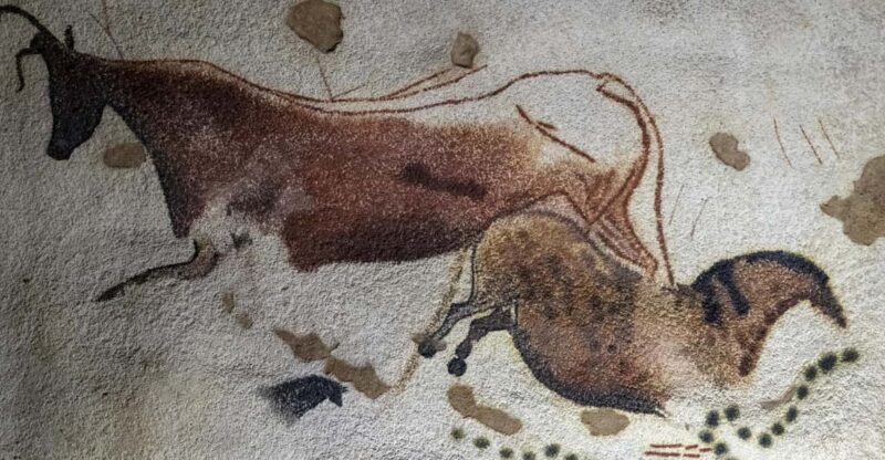 From Sarlat: Half-Day Skip-the-Line Lascaux IV Tour - Journey Through the Vezere Valley