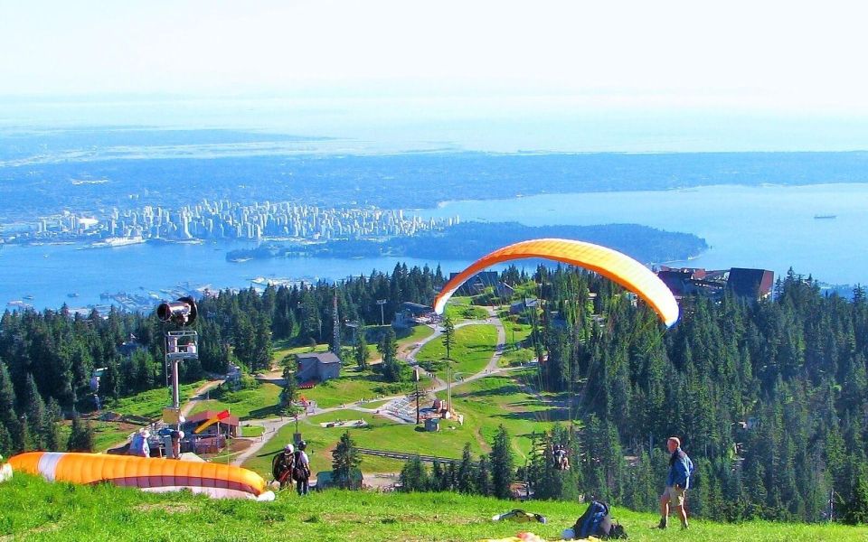 From Seattle - Full Day Private Tour of Vancouver BC ,Canada - Key Points