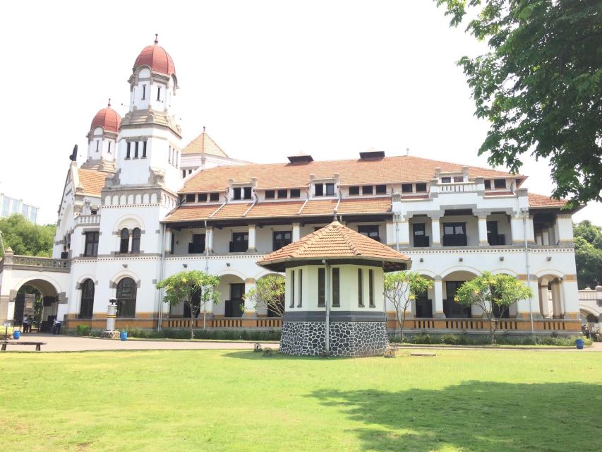 From Semarang Port: Cultural and Historical Guided City Tour - Lawang Sewu Exploration