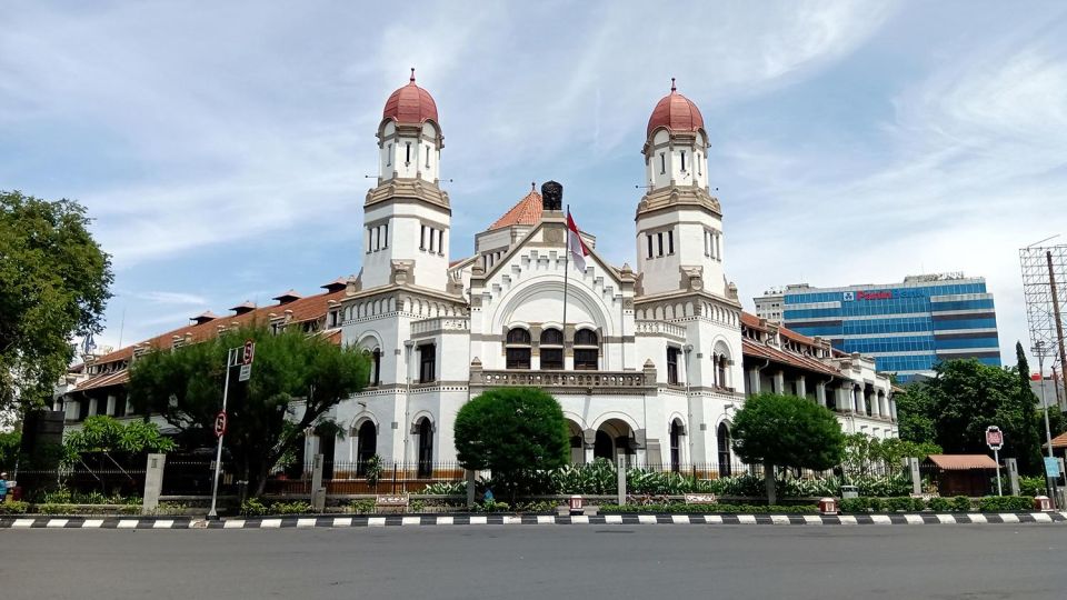 From Semarang Port: Cultural and Historical Guided City Tour - Semarang City Tour